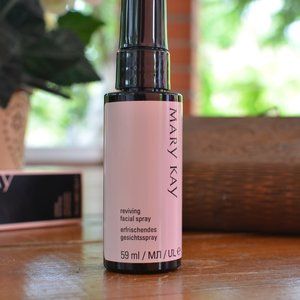 ✨️Limited Edition✨️Mary Kay Reviving Facial Spray™ by Skindinävia 2/$25